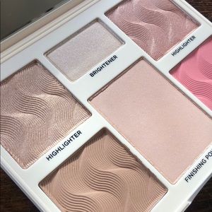 🔥2 for $20 🔥 Perfector Face Pallet